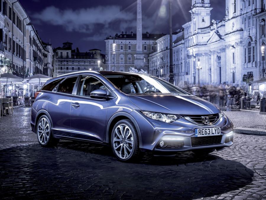  Honda Civic Tourer Sports Pack 2013 года  (фото 10 из 18)